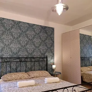 Guest house Two Steps From Rialto